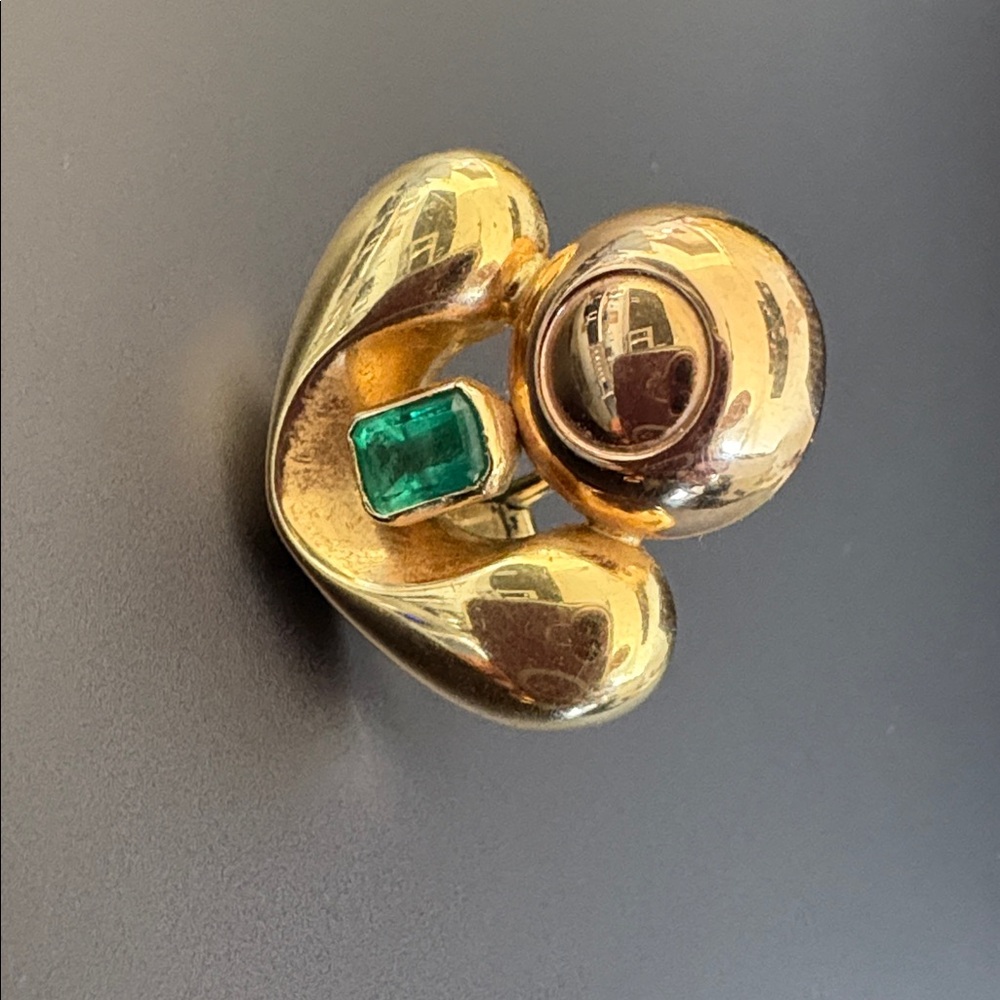 Authentic Emerald Stone Earrings - Picture 3 of 8